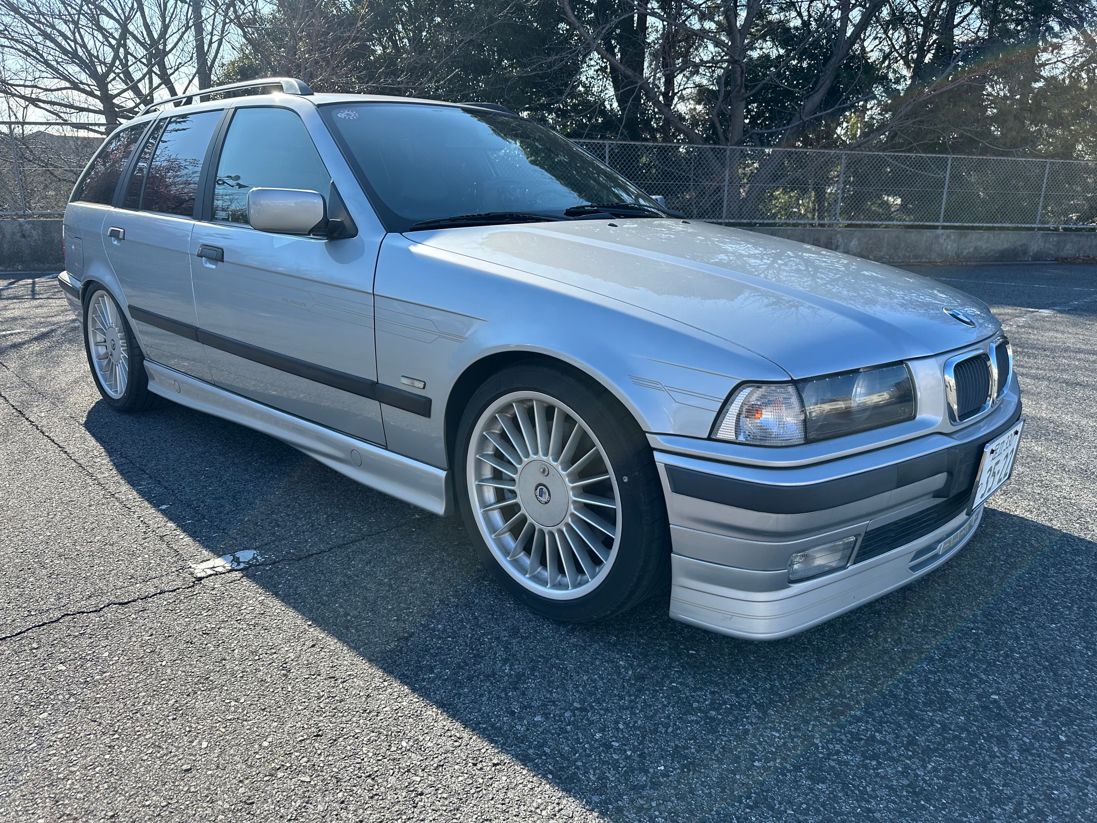 BMW アルピナ B6 ツーリング