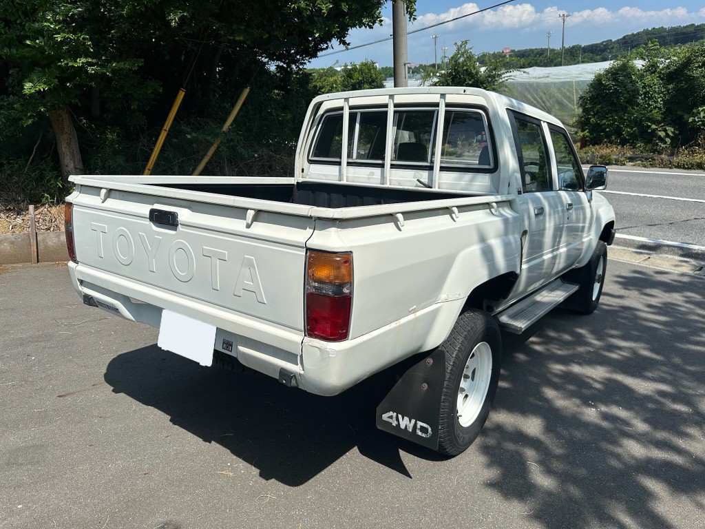 スポーツカー